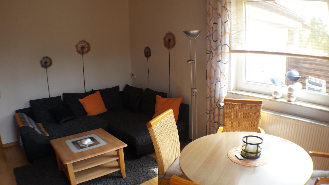 Ferienwohnung Katzenberger Beverungen Zimmer foto